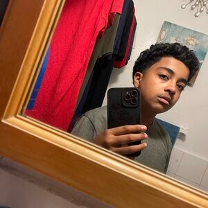 Meet your Posher, Raymond